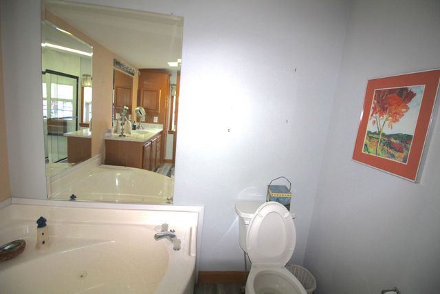 2 Loggers Lane, Sandown, NH 03873