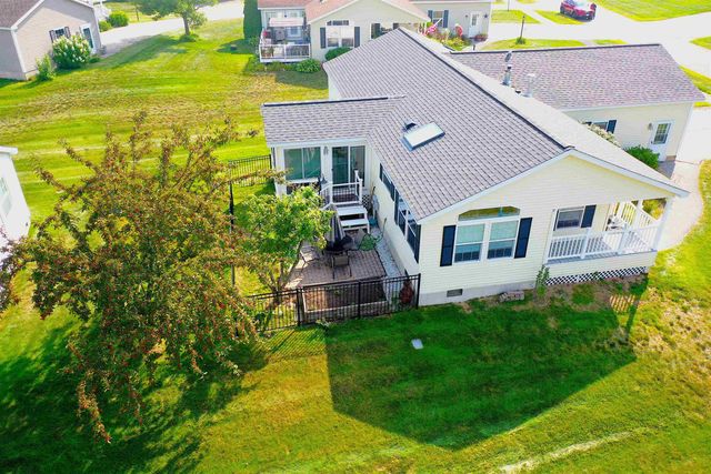 2 Loggers Lane, Sandown, NH 03873