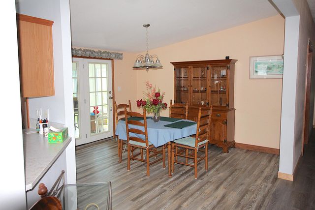 2 Loggers Lane, Sandown, NH 03873