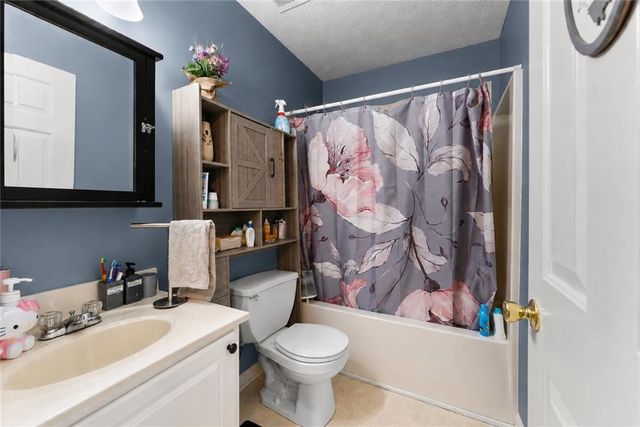 6270 Santa Fe Trail, Cumming, GA 30028