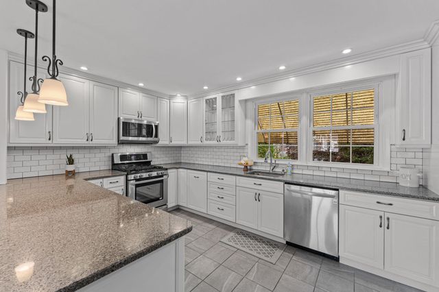 3250 MORRELL AVE, Philadelphia, PA 19114