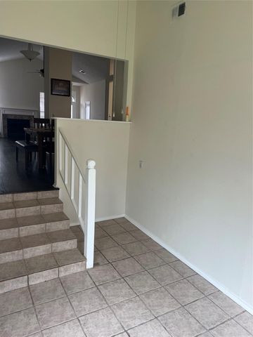 9409 Doliver DR, Austin, TX 78748