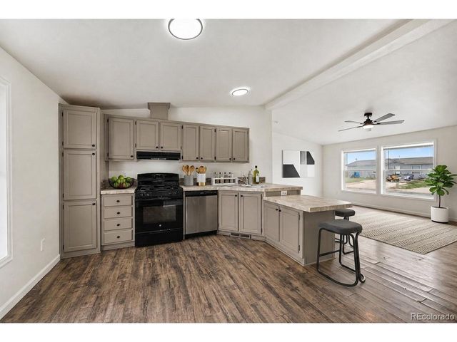 70 Jennifer Cir, Brush, CO 80723