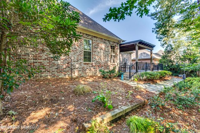 252 Hoy Farms Drive, Madison, MS 39110