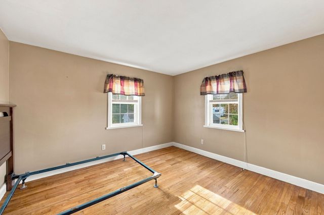 24 Overlook Ave, Beverly, MA 01915
