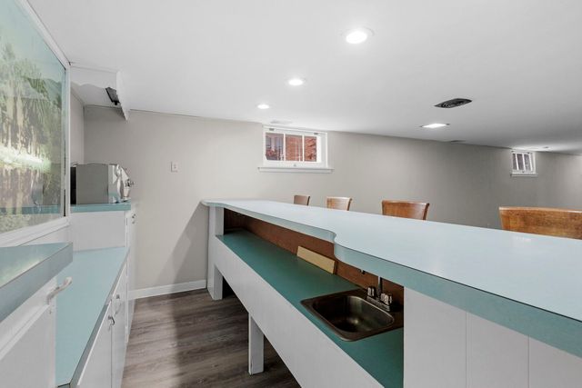 10624 Lawler Avenue, Oak Lawn, IL 60453