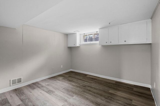 10624 Lawler Avenue, Oak Lawn, IL 60453