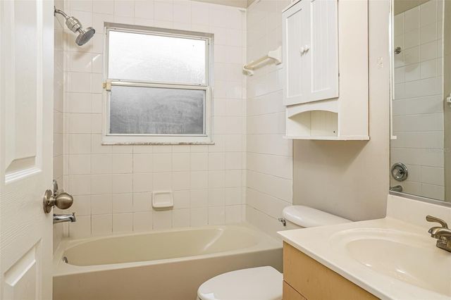 1840 SUMMER WALK CIRCLE, Sarasota, FL 34232