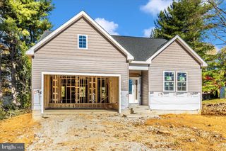 18218 SUMMERLIN DR, Hagerstown, MD 21740