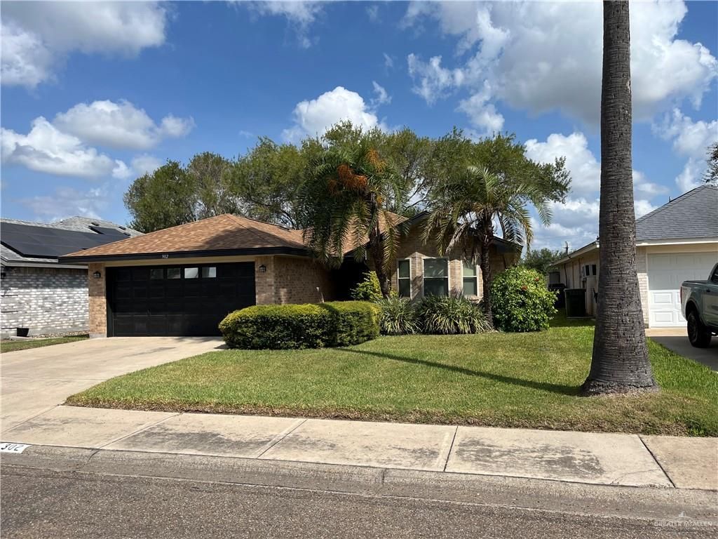 302 Diana Drive, Alamo, TX 78516