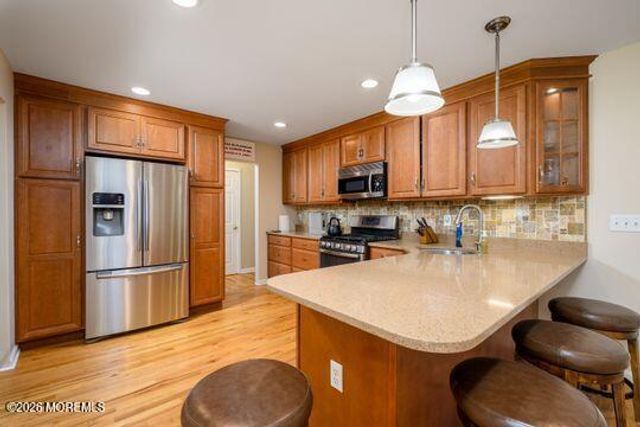 18 Standish Drive, Howell, NJ 07731