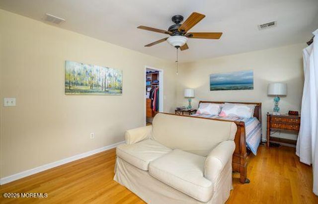 18 Standish Drive, Howell, NJ 07731