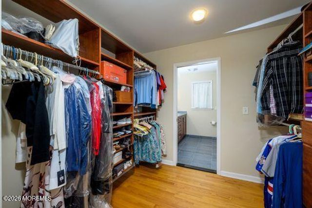 18 Standish Drive, Howell, NJ 07731
