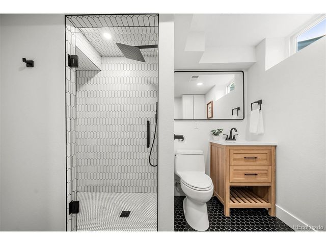 6769 S Foresthill St, Littleton, CO 80120