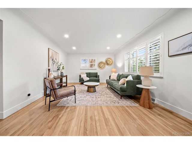 6769 S Foresthill St, Littleton, CO 80120
