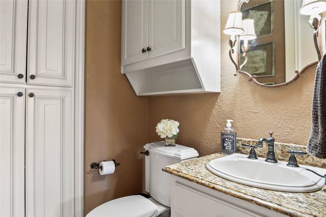 419 E Hickory Ridge Circle, Argyle, TX 76226