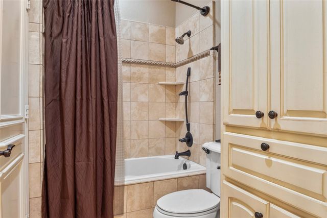 419 E Hickory Ridge Circle, Argyle, TX 76226