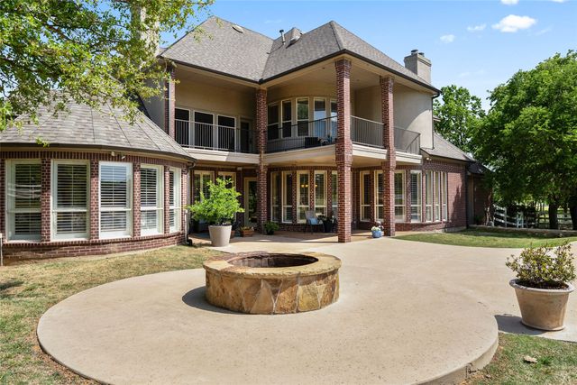 419 E Hickory Ridge Circle, Argyle, TX 76226