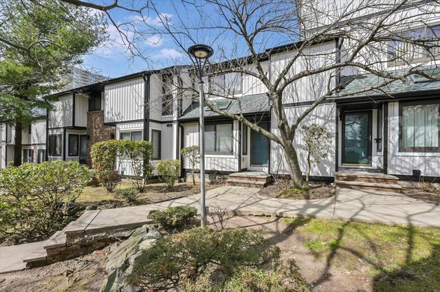 1537 #7 JOHN ST, Fort Lee, NJ 07024
