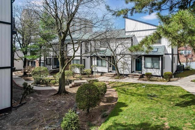 1537 #7 JOHN ST, Fort Lee, NJ 07024