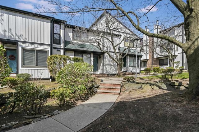 1537 #7 JOHN ST, Fort Lee, NJ 07024