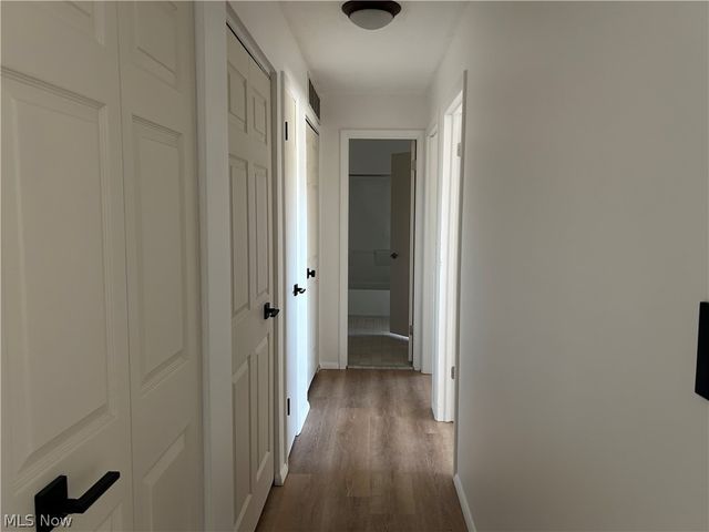 24635 Clareshire Drive 203, North Olmsted, OH 44070