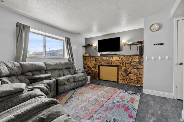 3665 W 4650 S, Roy, UT 84067