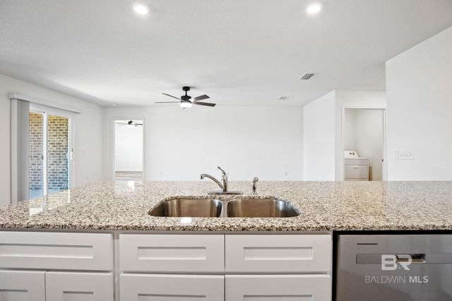 21538 Yosemite Boulevard, Fairhope, AL 36532