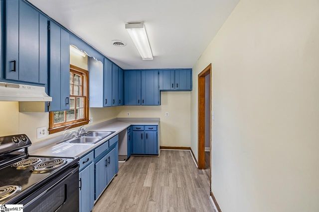 4016 Pebblebrook Court, Spartanburg, SC 29301