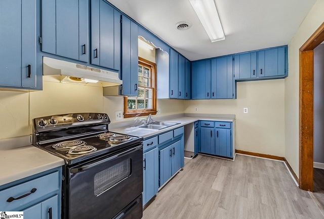 4016 Pebblebrook Court, Spartanburg, SC 29301