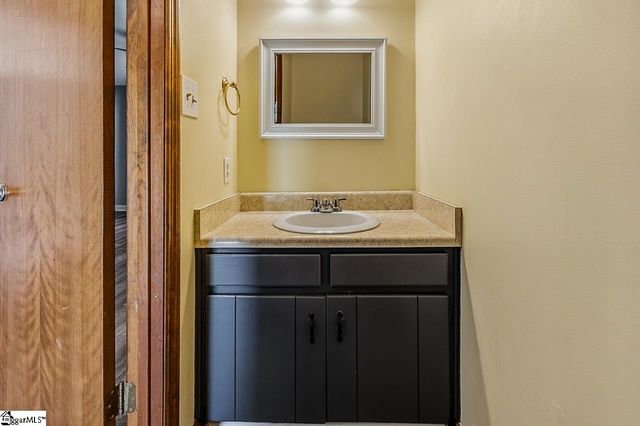 4016 Pebblebrook Court, Spartanburg, SC 29301