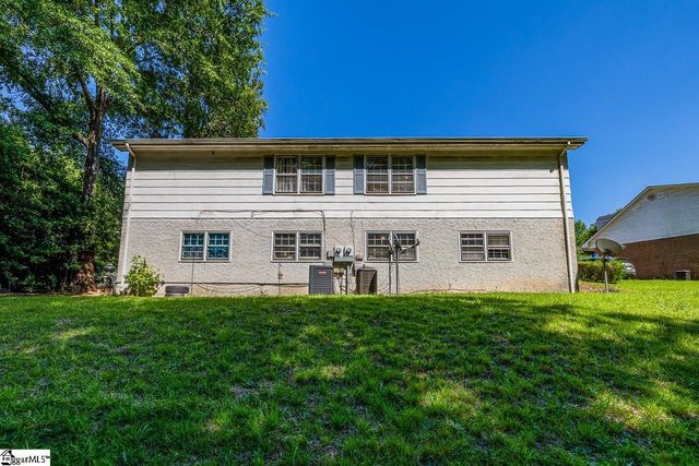 4016 Pebblebrook Court, Spartanburg, SC 29301