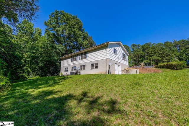 4016 Pebblebrook Court, Spartanburg, SC 29301