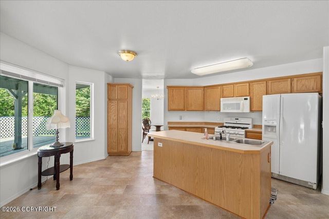 8801 E Times Square Circle, Palmer, AK 99645