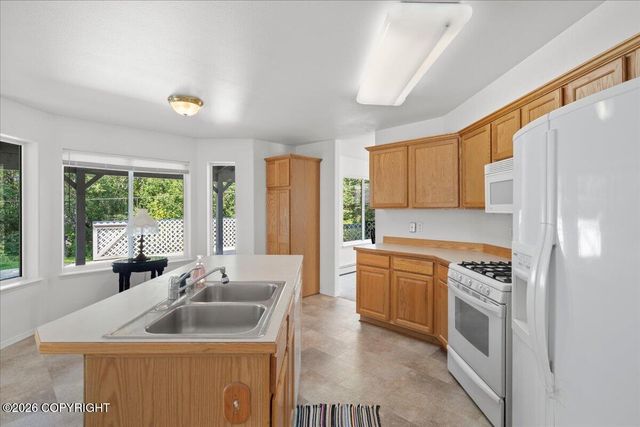 8801 E Times Square Circle, Palmer, AK 99645
