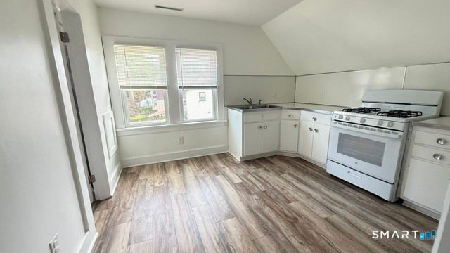 84 Alcove Street 3, Meriden, CT 06451