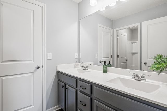 4543 124th Lane NE, Blaine, MN 55449