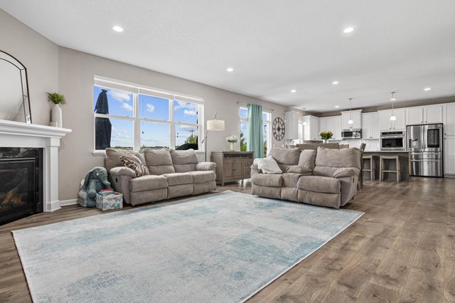 4543 124th Lane NE, Blaine, MN 55449