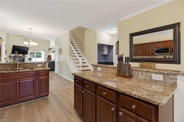 216 Monticello CT, Smithfield, VA 23430
