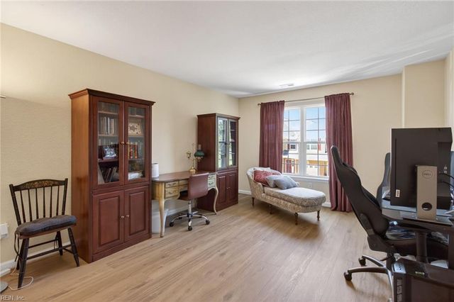 216 Monticello CT, Smithfield, VA 23430