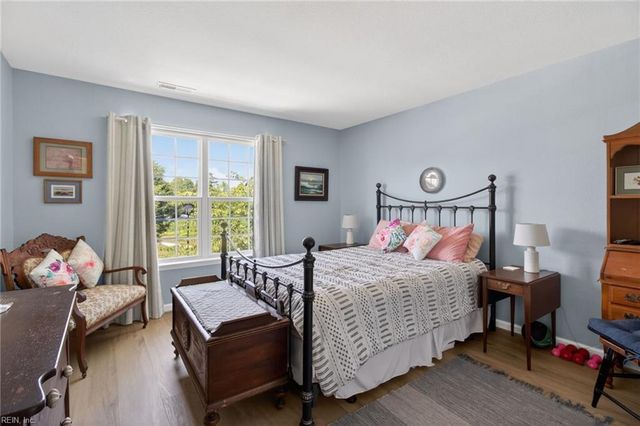 216 Monticello CT, Smithfield, VA 23430