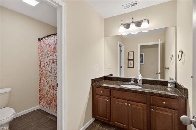 216 Monticello CT, Smithfield, VA 23430