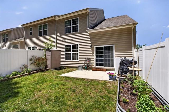 216 Monticello CT, Smithfield, VA 23430
