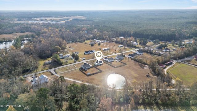 914 Haw Branch Road, Beulaville, NC 28518