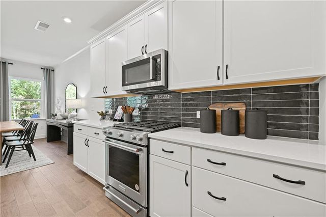 6143 Marigold Way, Atlanta, GA 30349