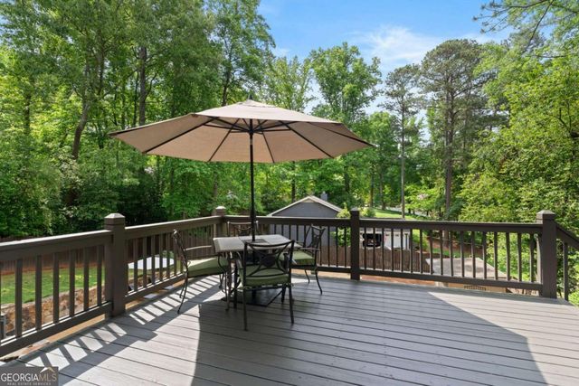 3699 Dunwoody Club Drive, Atlanta, GA 30350