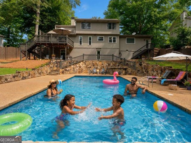 3699 Dunwoody Club Drive, Atlanta, GA 30350