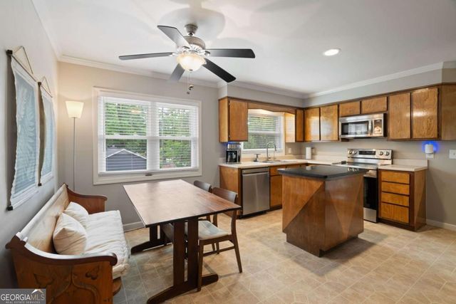 3699 Dunwoody Club Drive, Atlanta, GA 30350
