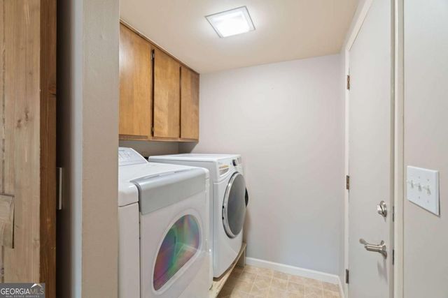 3699 Dunwoody Club Drive, Atlanta, GA 30350