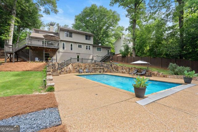 3699 Dunwoody Club Drive, Atlanta, GA 30350